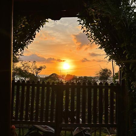ホテル Al-Shifa Healing House Lombok ギリ・アイル エクステリア 写真