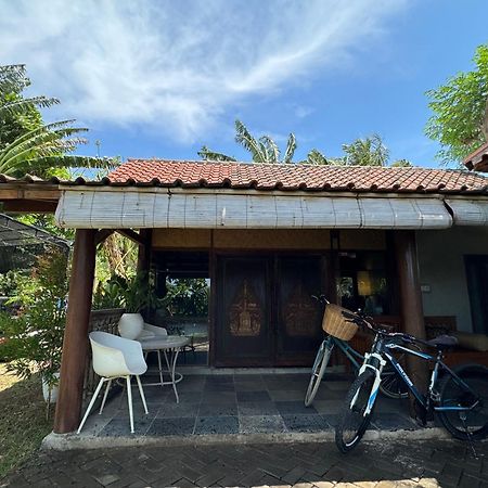 ホテル Al-Shifa Healing House Lombok ギリ・アイル エクステリア 写真