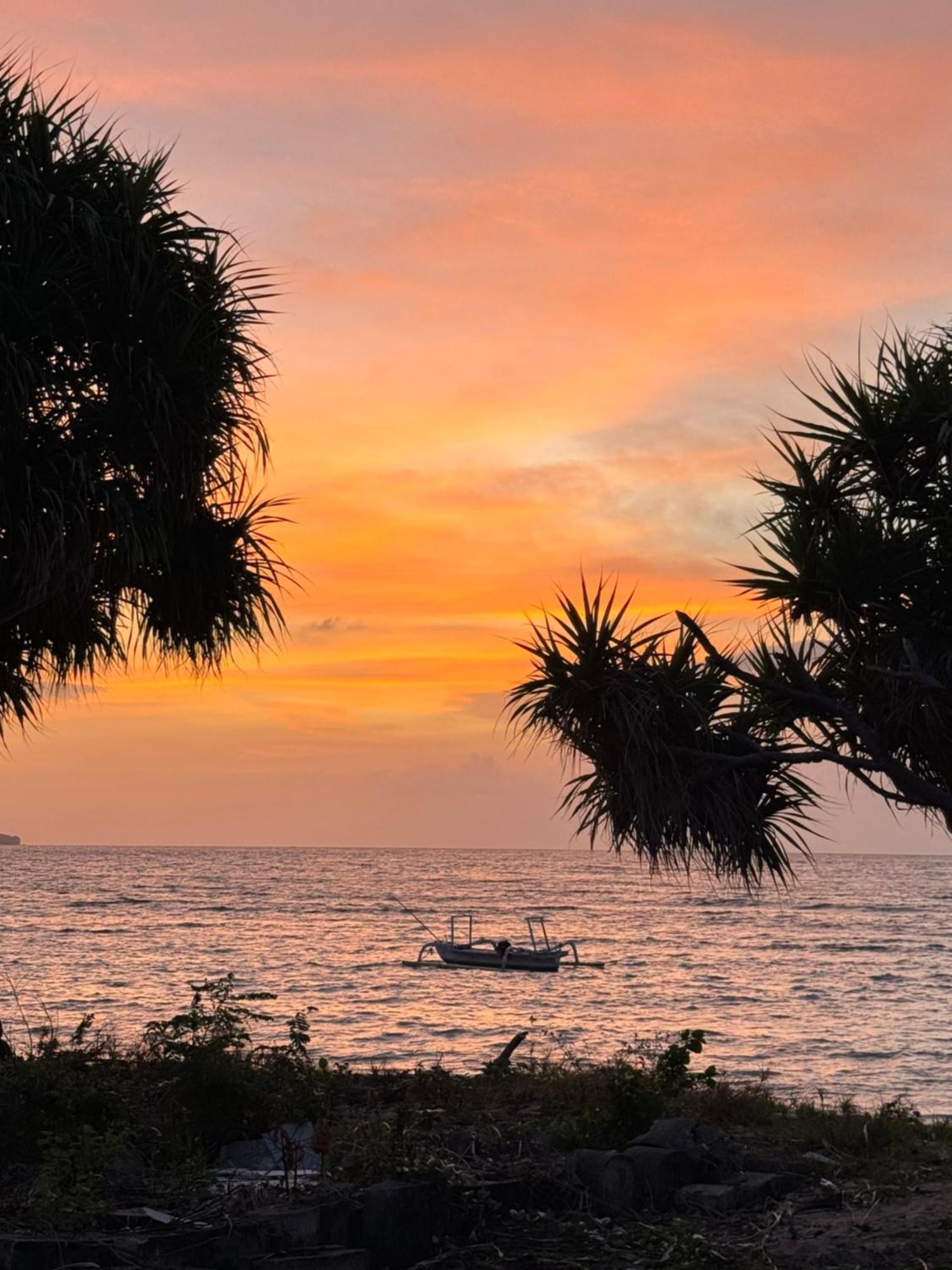 ホテル Al-Shifa Healing House Lombok ギリ・アイル エクステリア 写真